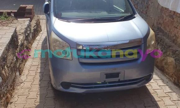 Buy Used Toyota Noah Blue Car in Kinshasa in Kinshasa Buy Used Toyota Noah Blue Car in Kinshasa in Kinshasa
