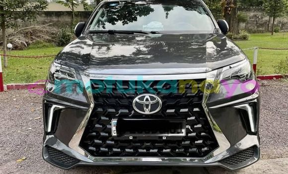 Buy Used Toyota Fortuner Black Car in Kinshasa in Kinshasa Buy Used Toyota Fortuner Black Car in Kinshasa in Kinshasa