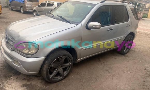 Buy Used Mercedes‒Benz ML–Class Silver Car in Kinshasa in Kinshasa Buy Used Mercedes‒Benz ML–Class Silver Car in Kinshasa in Kinshasa