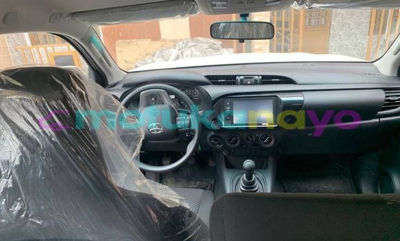 Buy Used Toyota Hilux White Car in Kinshasa in Kinshasa Buy Used Toyota Hilux White Car in Kinshasa in Kinshasa
