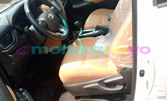 Buy Used Toyota Fortuner White Car in Kinshasa in Kinshasa Buy Used Toyota Fortuner White Car in Kinshasa in Kinshasa