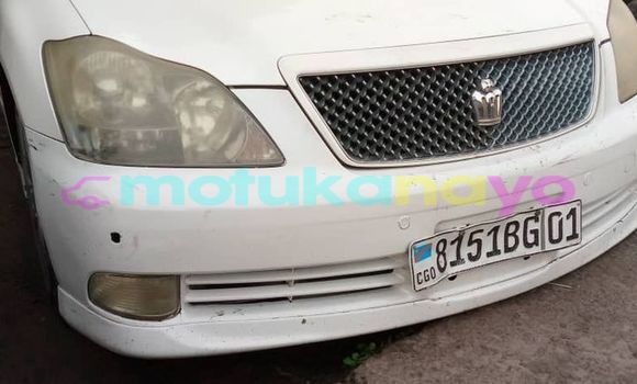 Acheter Occasion Voiture Toyota Crown Blanc à Kinshasa, Kinshasa Acheter Occasion Voiture Toyota Crown Blanc à Kinshasa, Kinshasa