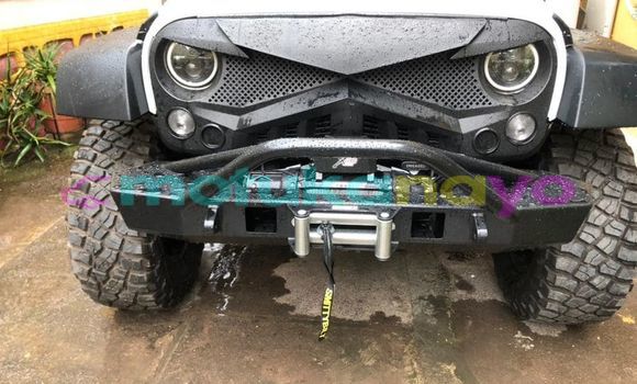 Acheter Occasion Voiture Jeep Wrangler Blanc à Kinshasa, Kinshasa Acheter Occasion Voiture Jeep Wrangler Blanc à Kinshasa, Kinshasa