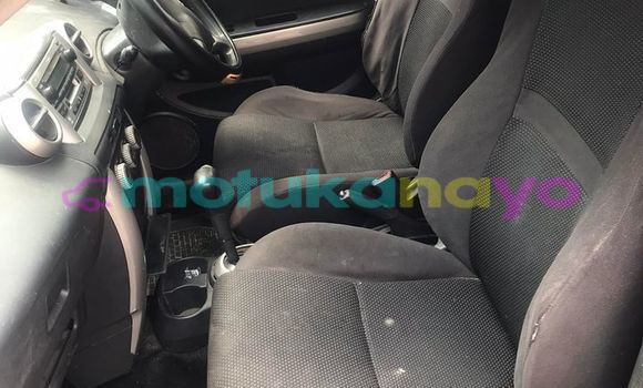 Acheter Occasion Voiture Toyota Ist Beige à Kinshasa, Kinshasa Acheter Occasion Voiture Toyota Ist Beige à Kinshasa, Kinshasa