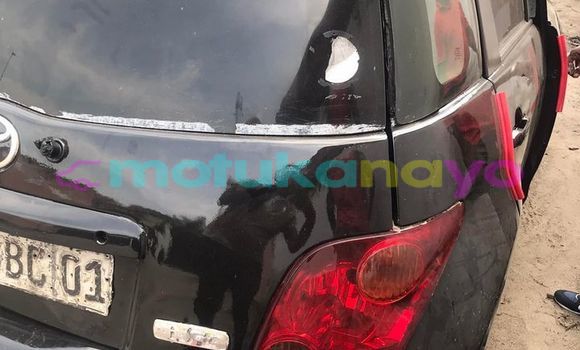 Acheter Occasion Voiture Toyota Ist Beige à Kinshasa, Kinshasa Acheter Occasion Voiture Toyota Ist Beige à Kinshasa, Kinshasa