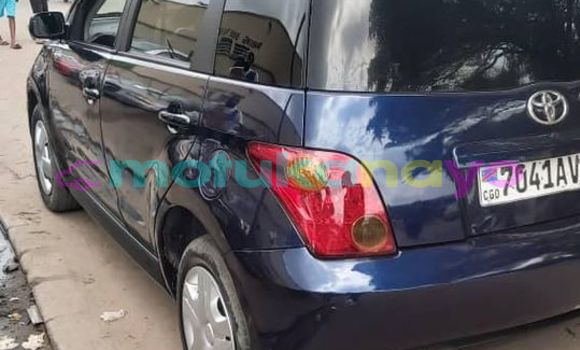 Acheter Occasion Voiture Toyota Ist Bleu à Kinshasa, Kinshasa Acheter Occasion Voiture Toyota Ist Bleu à Kinshasa, Kinshasa