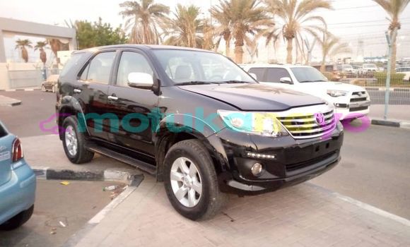 Acheter Occasion Voiture Toyota Fortuner Noir à Kinshasa, Kinshasa Acheter Occasion Voiture Toyota Fortuner Noir à Kinshasa, Kinshasa