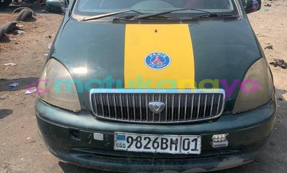 Acheter Occasion Voiture Toyota Vitz Vert à Kinshasa, Kinshasa Acheter Occasion Voiture Toyota Vitz Vert à Kinshasa, Kinshasa