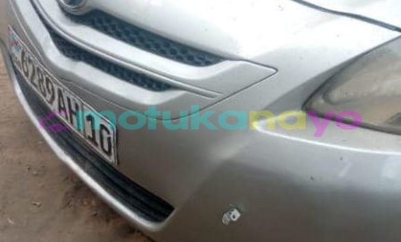 Buy Used Toyota Belta Silver Car in Kinshasa in Kinshasa Buy Used Toyota Belta Silver Car in Kinshasa in Kinshasa