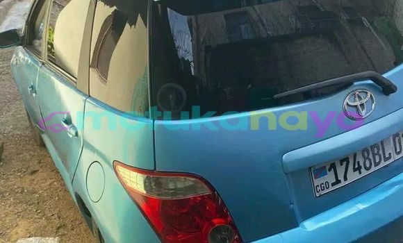 Buy Used Toyota Ist Blue Car in Kinshasa in Kinshasa Buy Used Toyota Ist Blue Car in Kinshasa in Kinshasa