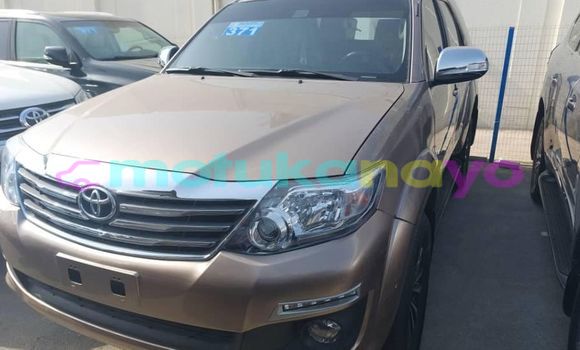 Buy Used Toyota Fortuner Brown Car in Kinshasa in Kinshasa Buy Used Toyota Fortuner Brown Car in Kinshasa in Kinshasa