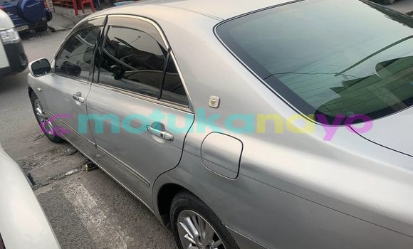 Buy Used Toyota Crown Silver Car in Kinshasa in Kinshasa