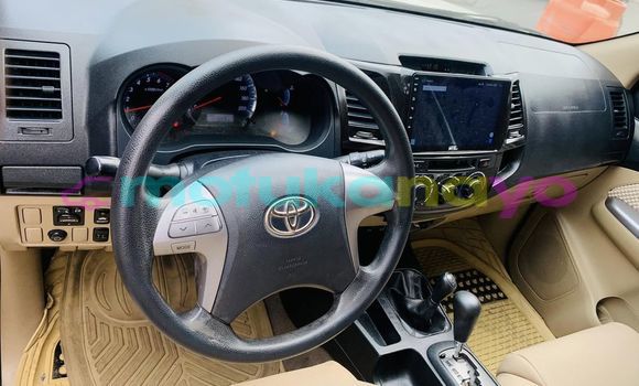 Acheter Occasion Voiture Toyota Fortuner Gris à Kinshasa, Kinshasa Acheter Occasion Voiture Toyota Fortuner Gris à Kinshasa, Kinshasa
