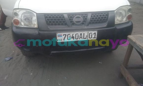 Buy Used Nissan Hardbody White Car in Kinshasa in Kinshasa