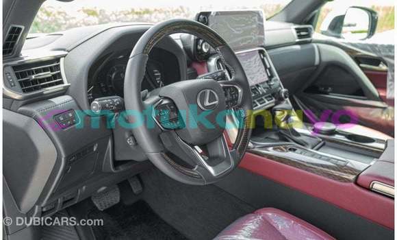 Buy Import Lexus LX White Car in Import - Dubai in Bandundu Buy Import Lexus LX White Car in Import - Dubai in Bandundu