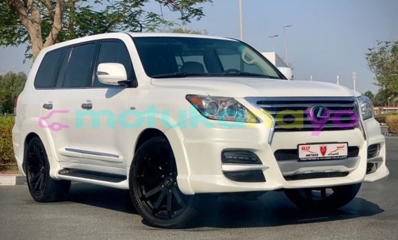 Buy Import Lexus LX White Car in Import - Dubai in Bandundu Buy Import Lexus LX White Car in Import - Dubai in Bandundu