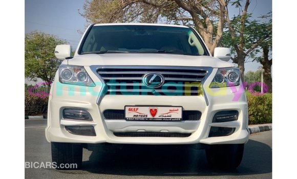 Buy Import Lexus LX White Car in Import - Dubai in Bandundu Buy Import Lexus LX White Car in Import - Dubai in Bandundu