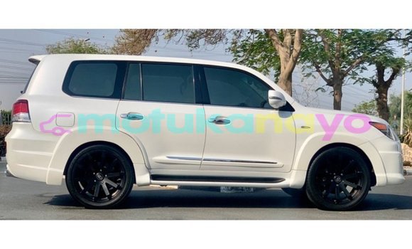 Buy Import Lexus LX White Car in Import - Dubai in Bandundu Buy Import Lexus LX White Car in Import - Dubai in Bandundu