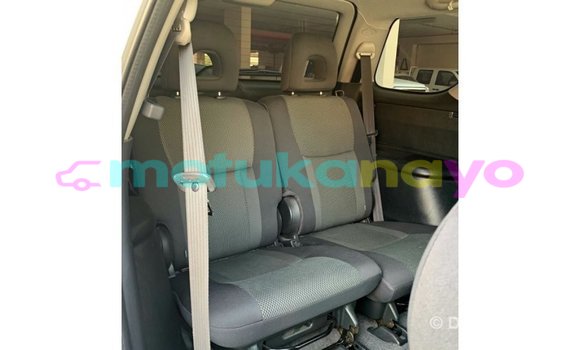 Buy Import Toyota RAV 4 Other Car in Import - Dubai in Bandundu Buy Import Toyota RAV 4 Other Car in Import - Dubai in Bandundu
