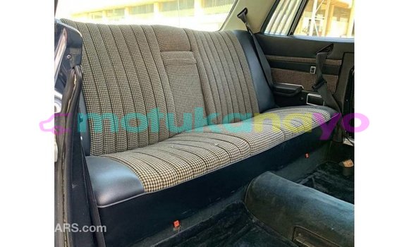 Acheter Import Voiture Mercedes-Benz 190 (W201) Blanc à Import - Dubai, Bandundu Acheter Import Voiture Mercedes-Benz 190 (W201) Blanc à Import - Dubai, Bandundu