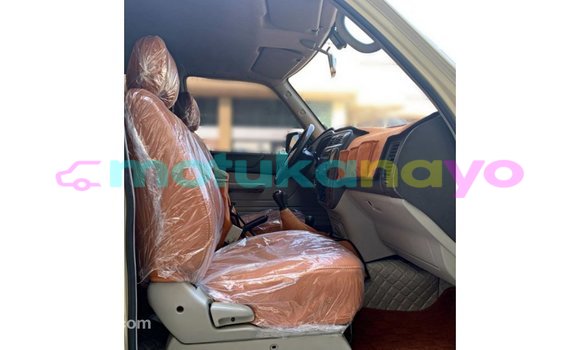 Buy Import Nissan Patrol Beige Car in Import - Dubai in Bandundu Buy Import Nissan Patrol Beige Car in Import - Dubai in Bandundu