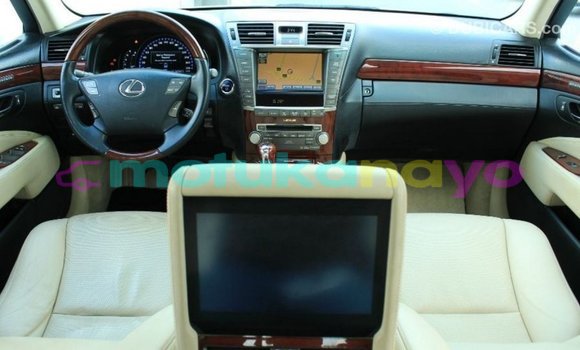Buy Import Lexus LS White Car in Import - Dubai in Bandundu Buy Import Lexus LS White Car in Import - Dubai in Bandundu