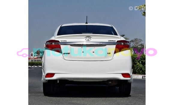 Buy Import Toyota Yaris White Car in Import - Dubai in Bandundu Buy Import Toyota Yaris White Car in Import - Dubai in Bandundu