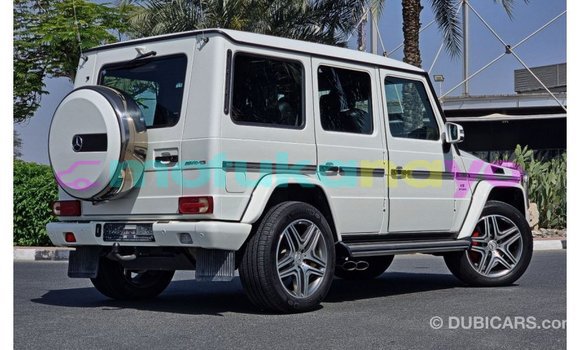 Buy Import Mercedes-Benz 190 (W201) White Car in Import - Dubai in Bandundu Buy Import Mercedes-Benz 190 (W201) White Car in Import - Dubai in Bandundu