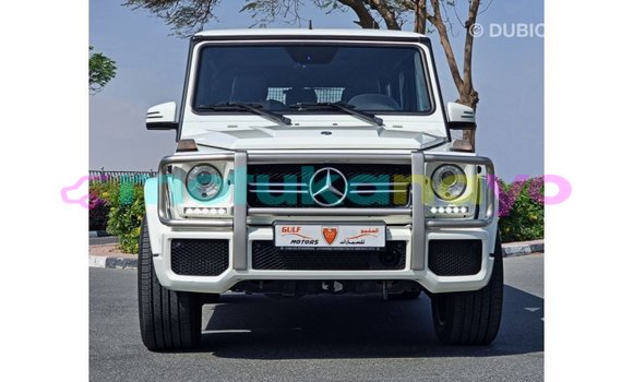 Buy Import Mercedes-Benz 190 (W201) White Car in Import - Dubai in Bandundu Buy Import Mercedes-Benz 190 (W201) White Car in Import - Dubai in Bandundu