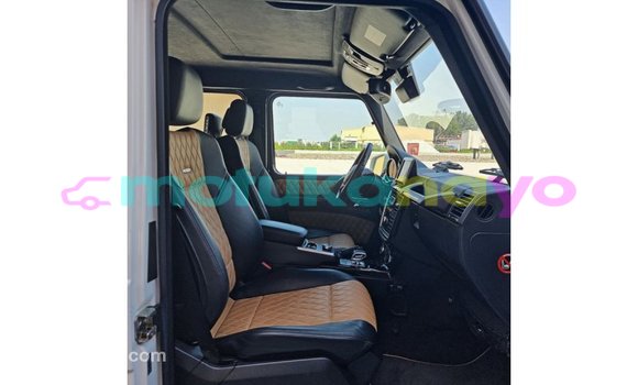 Buy Import Mercedes-Benz 190 (W201) White Car in Import - Dubai in Bandundu Buy Import Mercedes-Benz 190 (W201) White Car in Import - Dubai in Bandundu