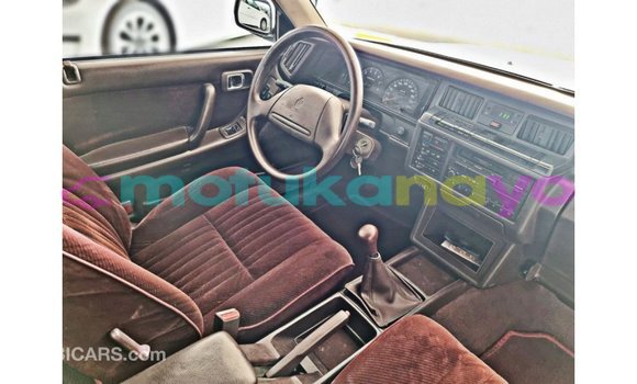 Acheter Import Voiture Toyota Crown Blanc à Import - Dubai, Bandundu Acheter Import Voiture Toyota Crown Blanc à Import - Dubai, Bandundu