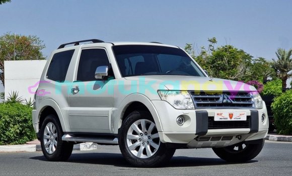 Buy Import Mitsubishi Pajero White Car in Import - Dubai in Bandundu Buy Import Mitsubishi Pajero White Car in Import - Dubai in Bandundu
