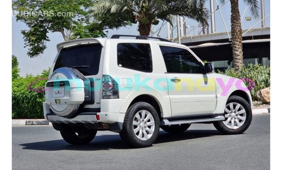Buy Import Mitsubishi Pajero White Car in Import - Dubai in Bandundu Buy Import Mitsubishi Pajero White Car in Import - Dubai in Bandundu